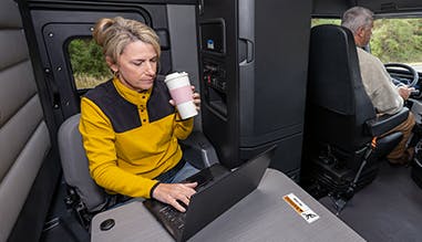 Online Selfservicefeatures LP