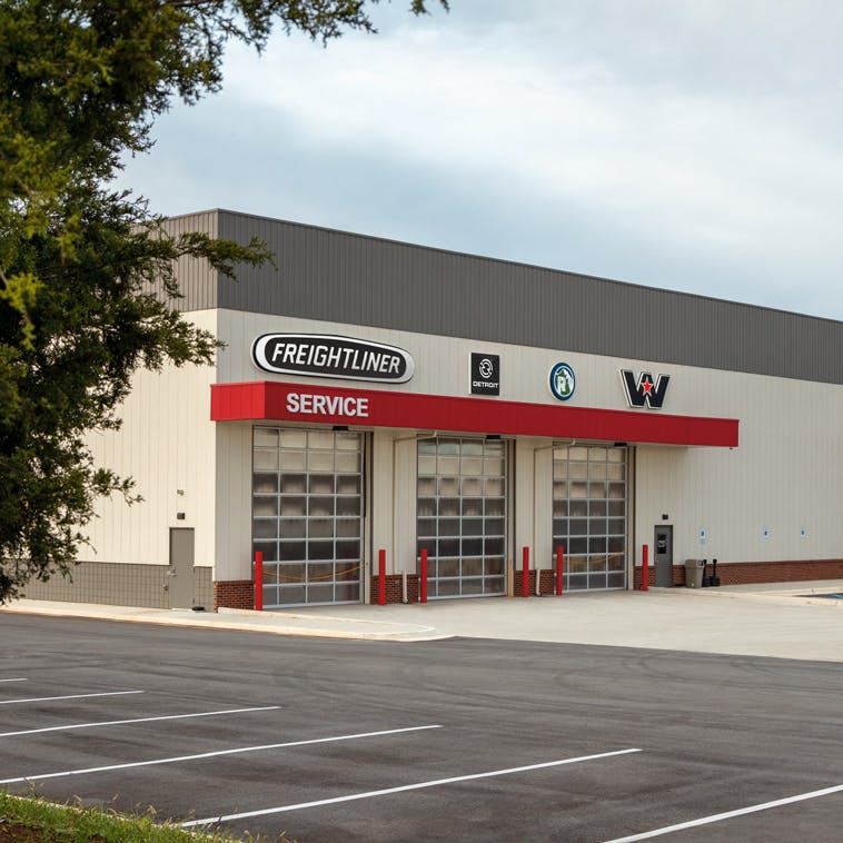 Section 9 4 Support Extensivefreightlinerdealernetwork 758X758